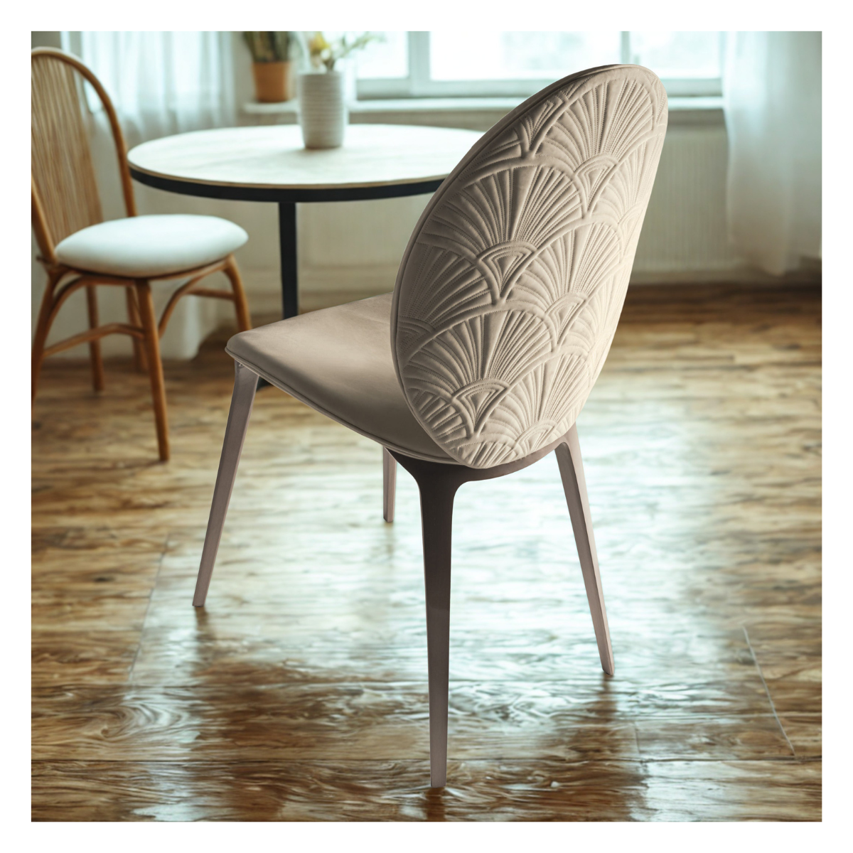 Deco Plume Dining Chair
